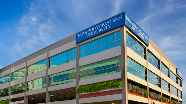 puerto rico campus sunny day outdoor building view