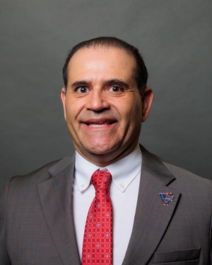 Edward Franco headshot