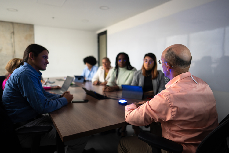 Presentation people on meeting