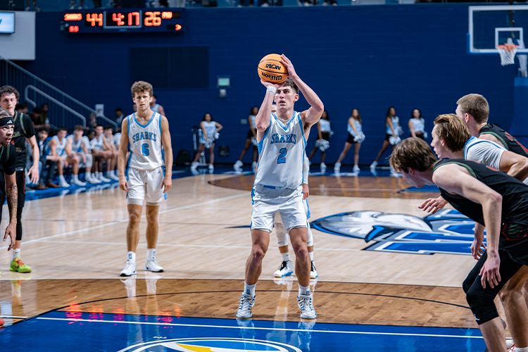 NSU basketball team playing a game